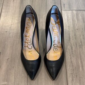 Sam Edelman Black Leather Pointed-Toe Pumps